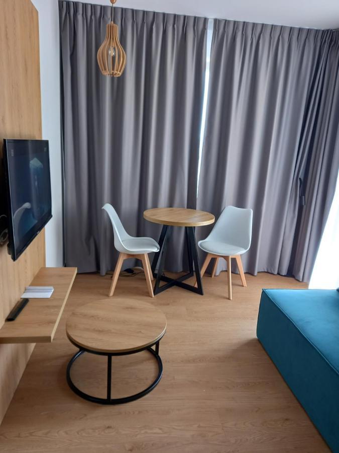סרבינובו Prywatny Apartament W Hotelu C8 - 365Pam מראה חיצוני תמונה