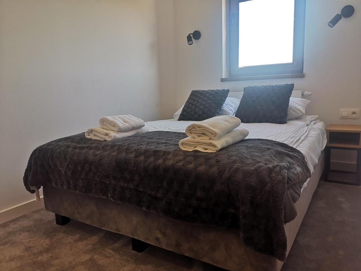 סרבינובו Prywatny Apartament W Hotelu C8 - 365Pam מראה חיצוני תמונה
